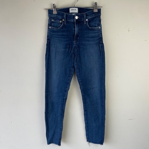 Agolde Sophie High Rise Skinny Crop in Claremont - Picture 10 of 10